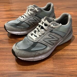 New Balance Mens 990V5 Grey Sneakers - MENS SIZE 11 2E